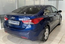 Купить Hyundai Elantra
