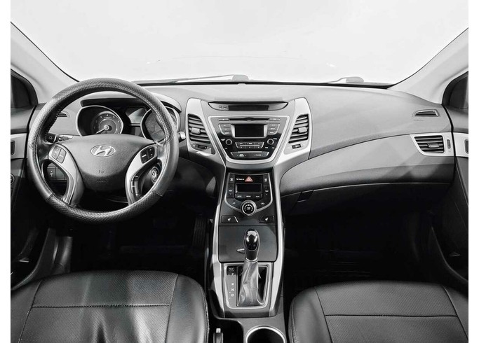 Купить Hyundai Elantra