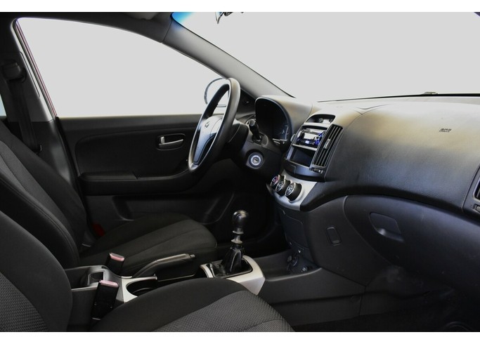 Купить Hyundai Elantra