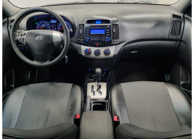 Купить Hyundai Elantra