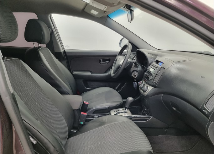 Купить Hyundai Elantra