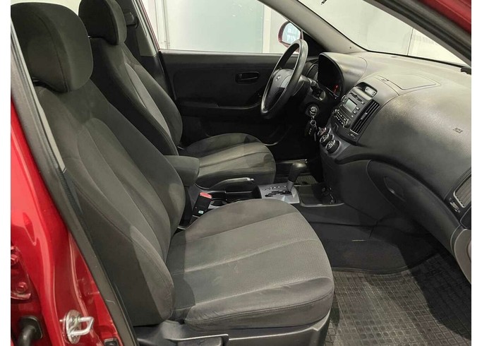 Купить Hyundai Elantra