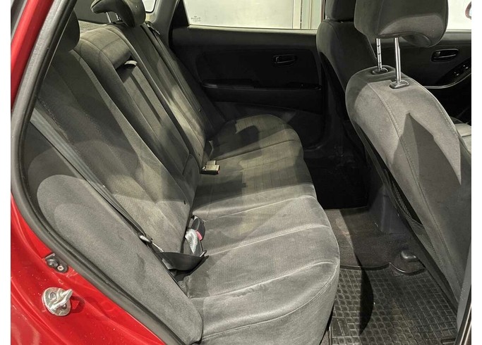 Купить Hyundai Elantra