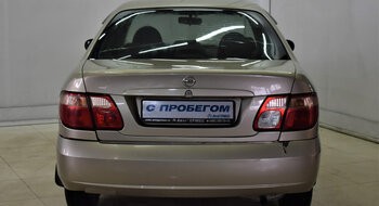 Nissan Almera