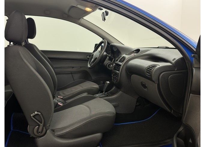 Купить Peugeot 206