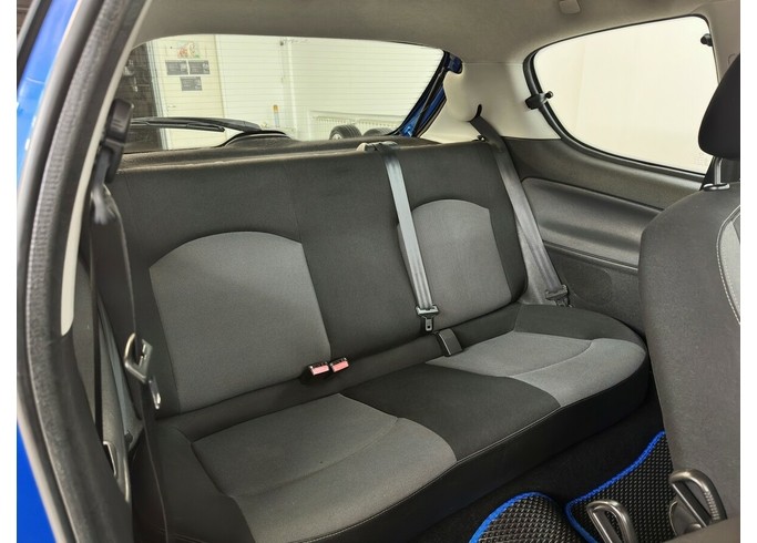 Купить Peugeot 206