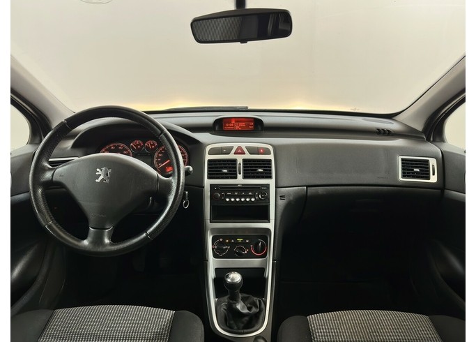 Купить Peugeot 307