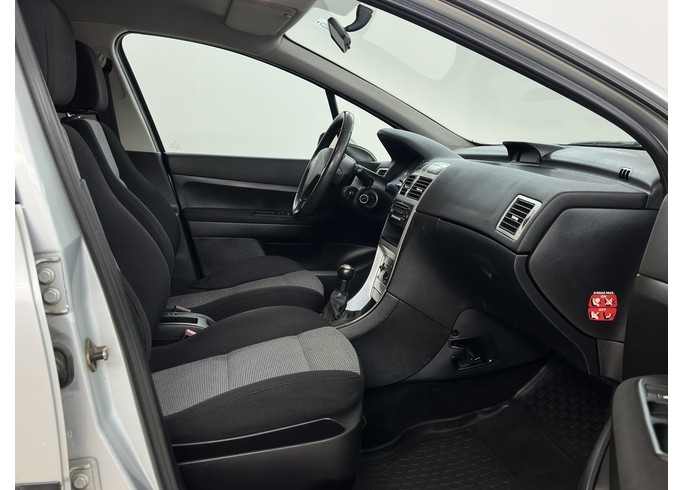 Купить Peugeot 307