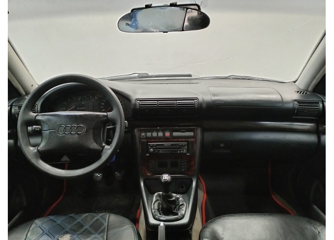 Купить Audi A4