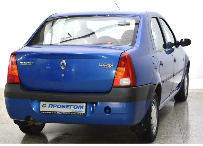 Купить Renault Logan