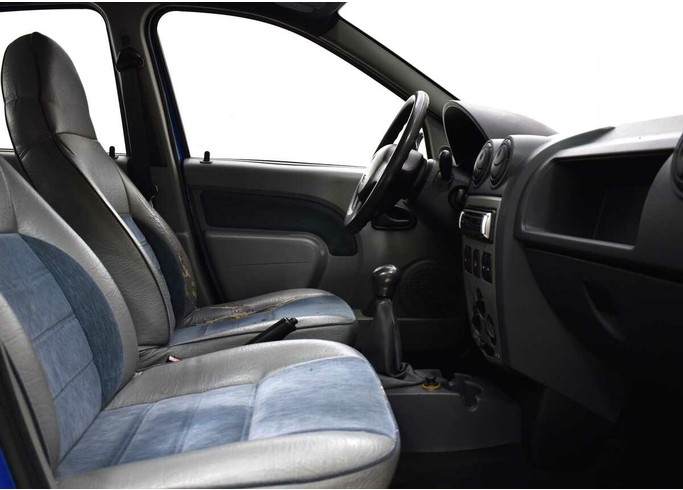 Купить Renault Logan