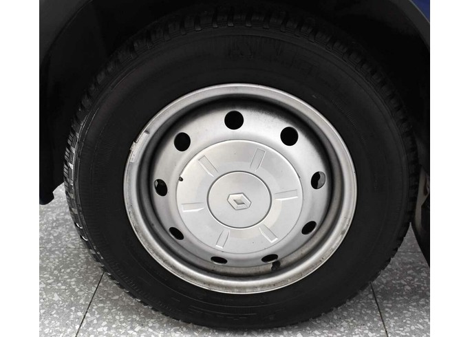 Купить Renault Logan