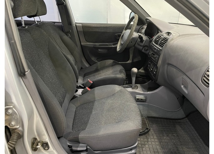 Купить Hyundai Accent