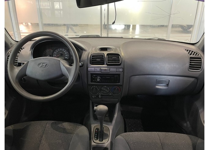 Купить Hyundai Accent