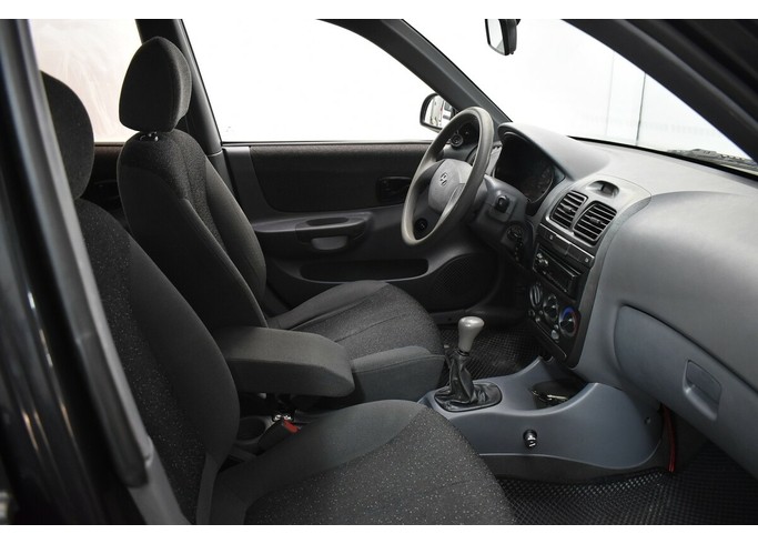 Купить Hyundai Accent