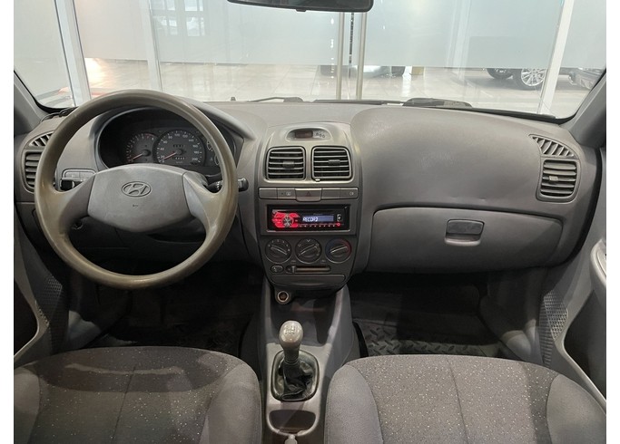 Купить Hyundai Accent