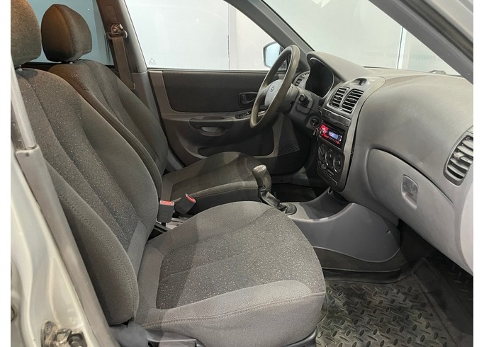 Купить Hyundai Accent