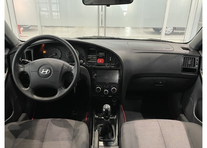 Купить Hyundai Elantra