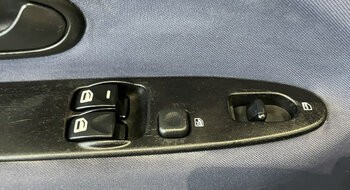 Mitsubishi Carisma