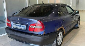 Mitsubishi Carisma