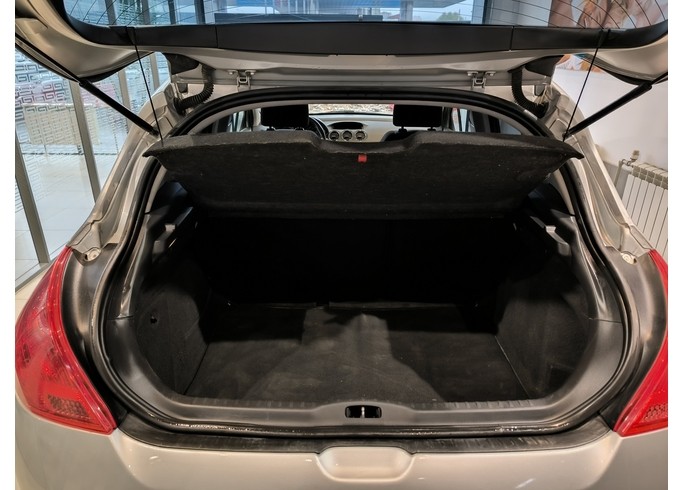 Купить Peugeot 308