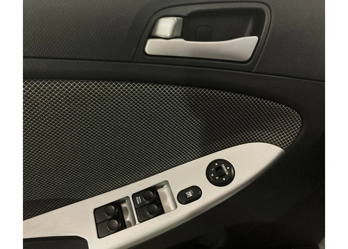 Купить Hyundai Solaris