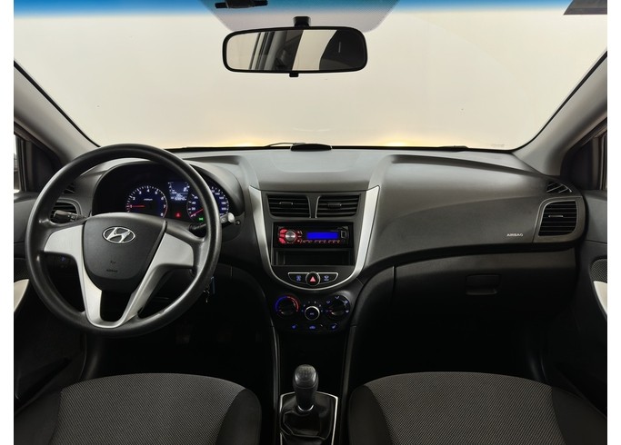 Купить Hyundai Solaris