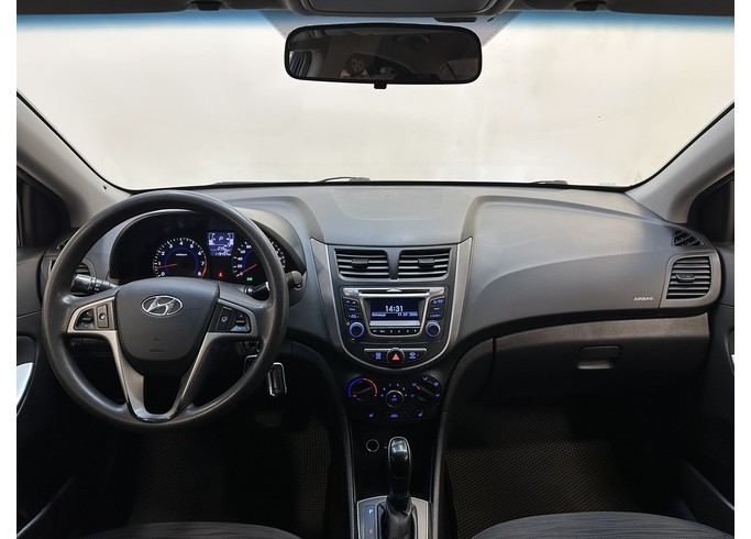 Купить Hyundai Solaris