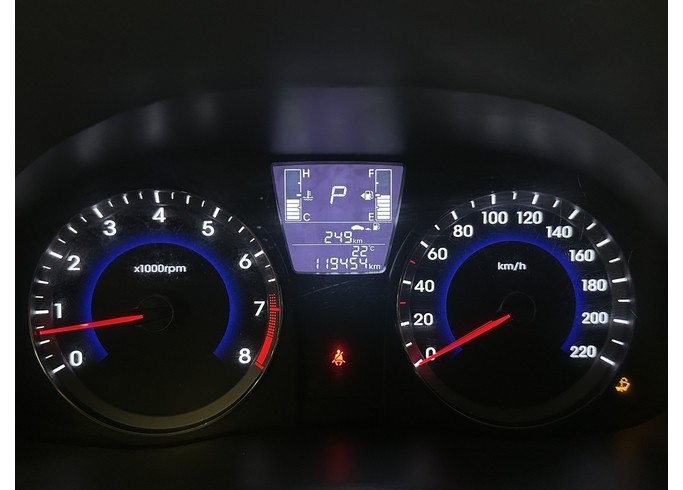 Купить Hyundai Solaris