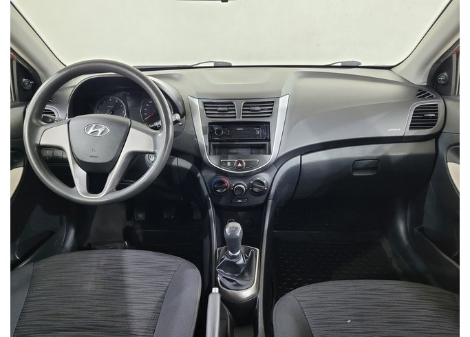 Купить Hyundai Solaris