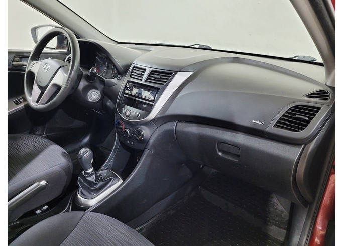 Купить Hyundai Solaris
