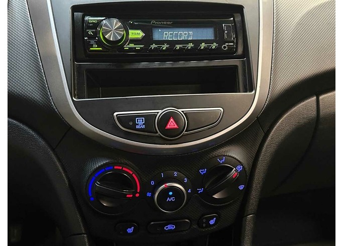 Купить Hyundai Solaris