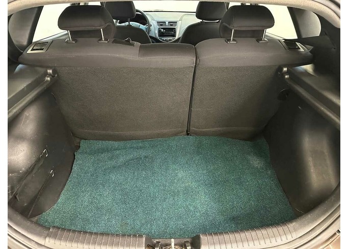 Купить Hyundai Solaris
