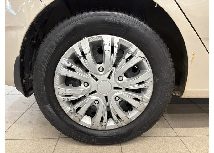Купить Hyundai Solaris