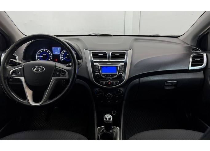 Купить Hyundai Solaris