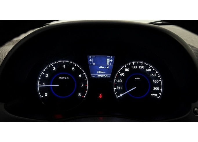 Купить Hyundai Solaris