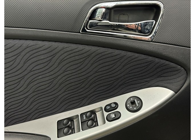 Купить Hyundai Solaris