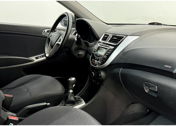 Купить Hyundai Solaris