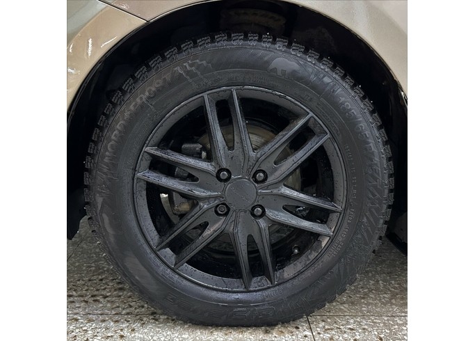 Купить Hyundai Solaris