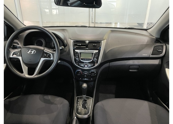 Купить Hyundai Solaris