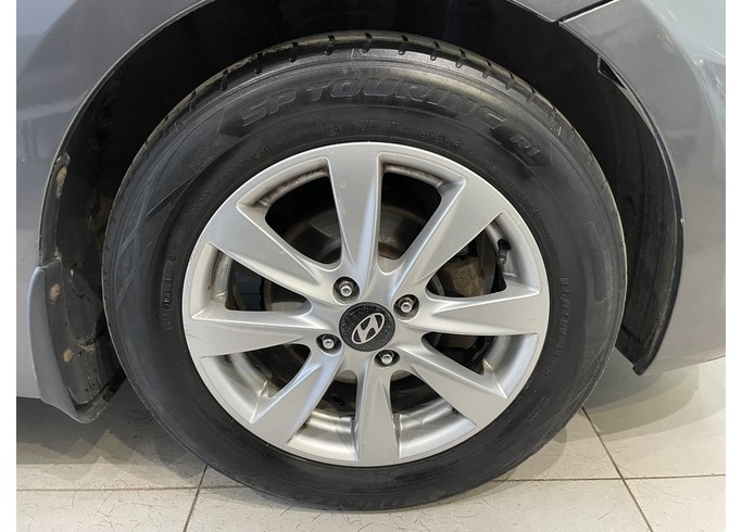 Купить Hyundai Solaris