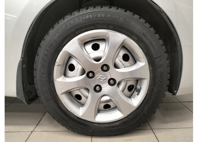 Купить Hyundai Solaris