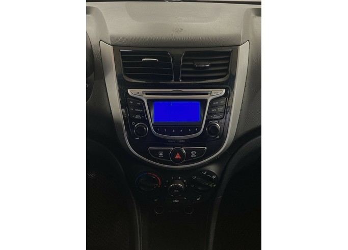 Купить Hyundai Solaris