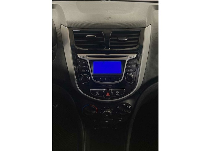 Купить Hyundai Solaris