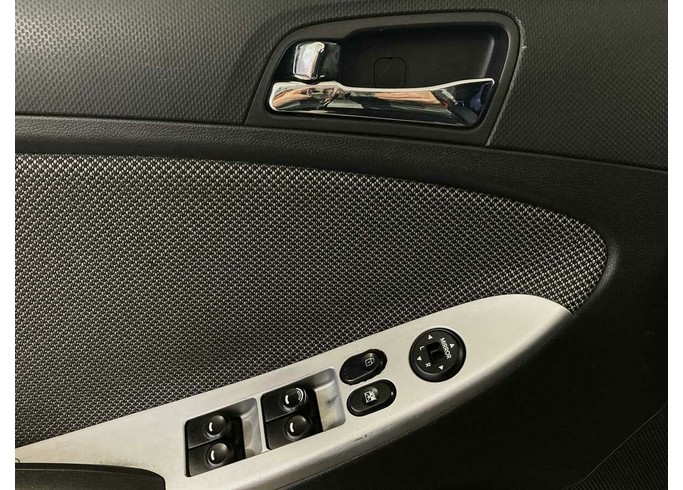 Купить Hyundai Solaris