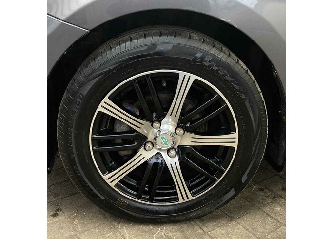 Купить Hyundai Solaris