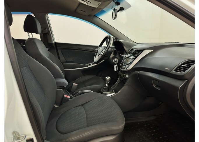 Купить Hyundai Solaris