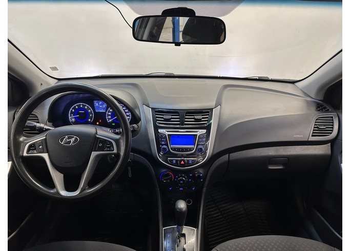 Купить Hyundai Solaris