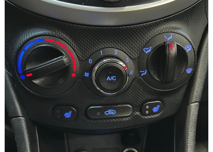 Купить Hyundai Solaris